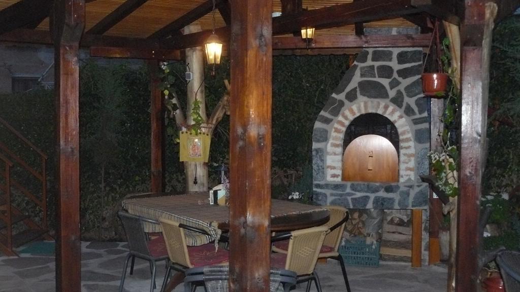 בלוגראדצ'יק Guesthouse Geto מראה חיצוני תמונה