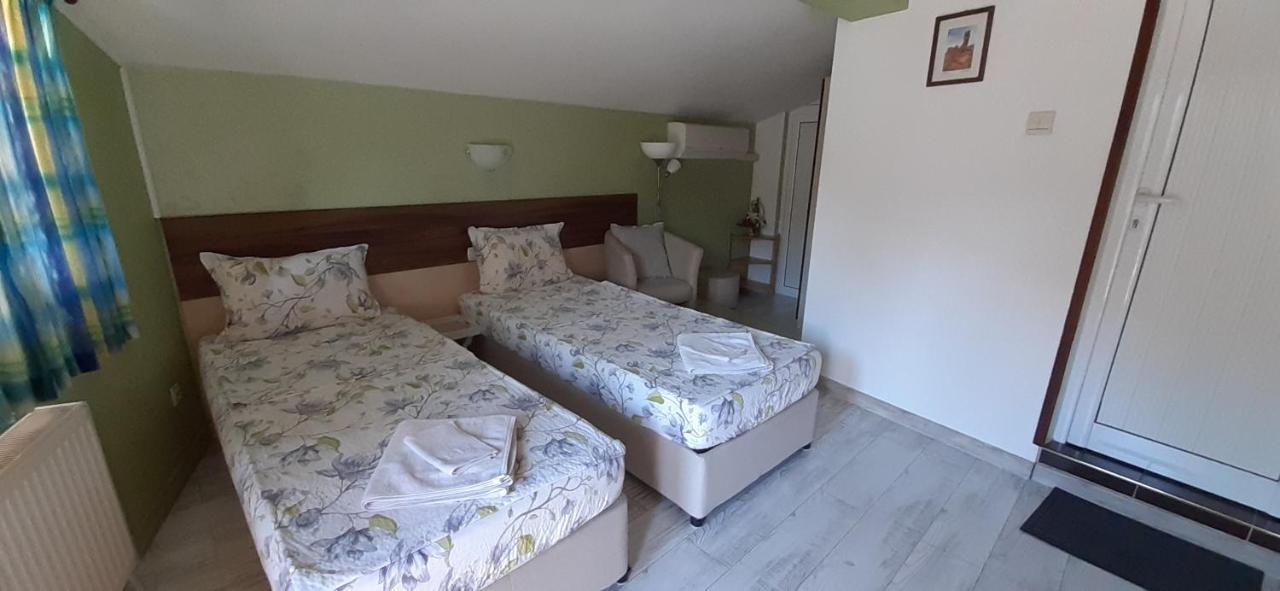 בלוגראדצ'יק Guesthouse Geto מראה חיצוני תמונה