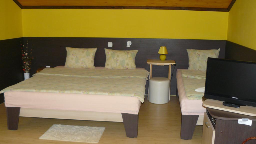בלוגראדצ'יק Guesthouse Geto חדר תמונה